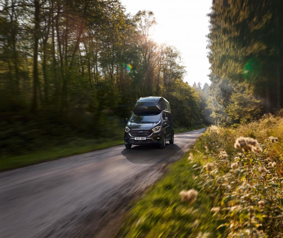 Westfalia Ford Transit Custom Nugget Plus Hochdach 2019 года  (фото 1 из 5)